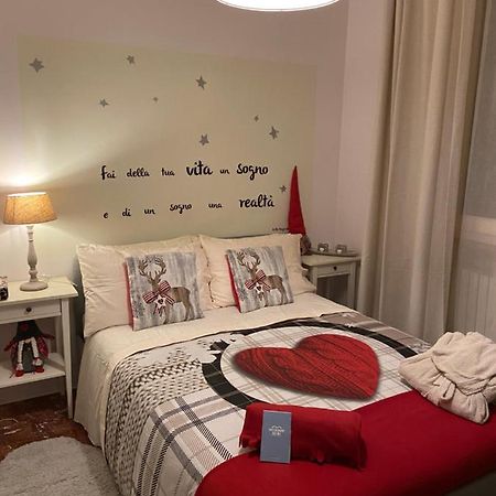 Claudia Nel Cuore Di Forte Dei Marmi Ngoại thất bức ảnh